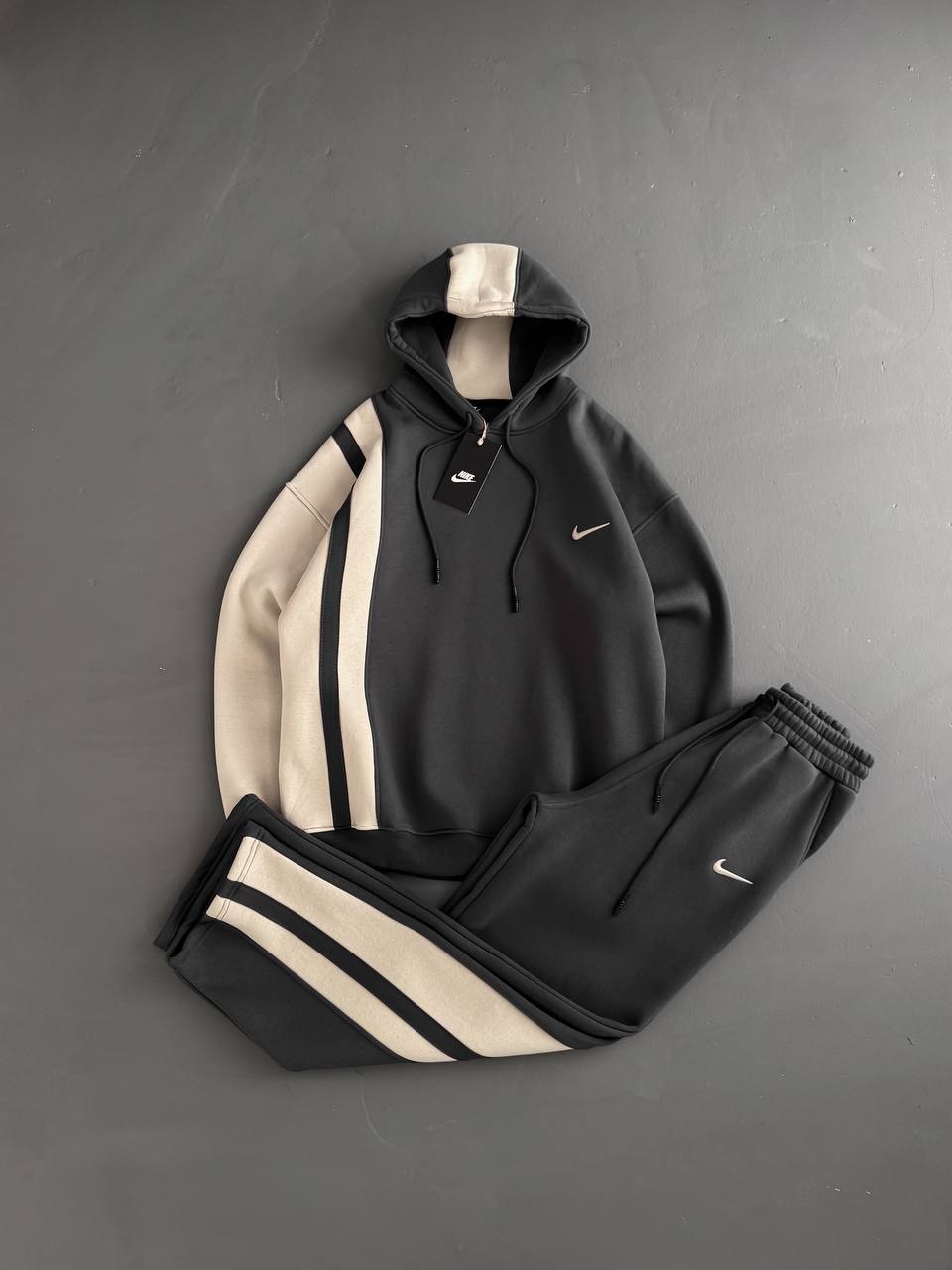 Ensemble Nike 2026